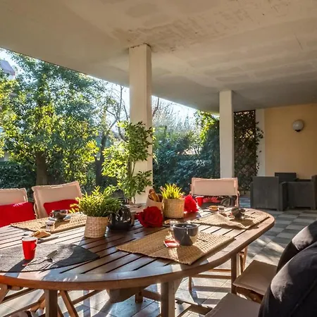 Gardappartamenti I Gelsi Holiday home